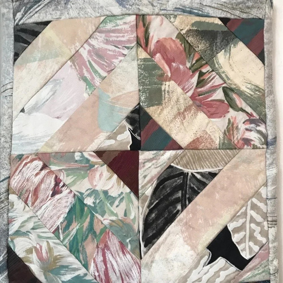 Vintage Handmade Quilted Floral Abstract Patchwork Shoulder Tote Bag - Picture 9 of 10